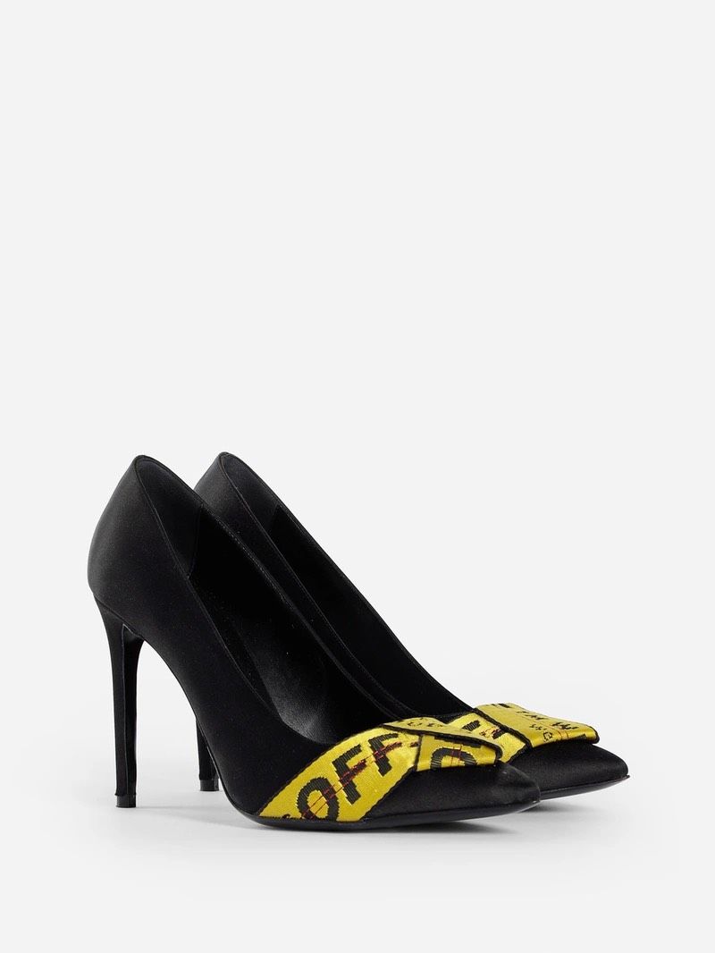 Black Leather Women Pump