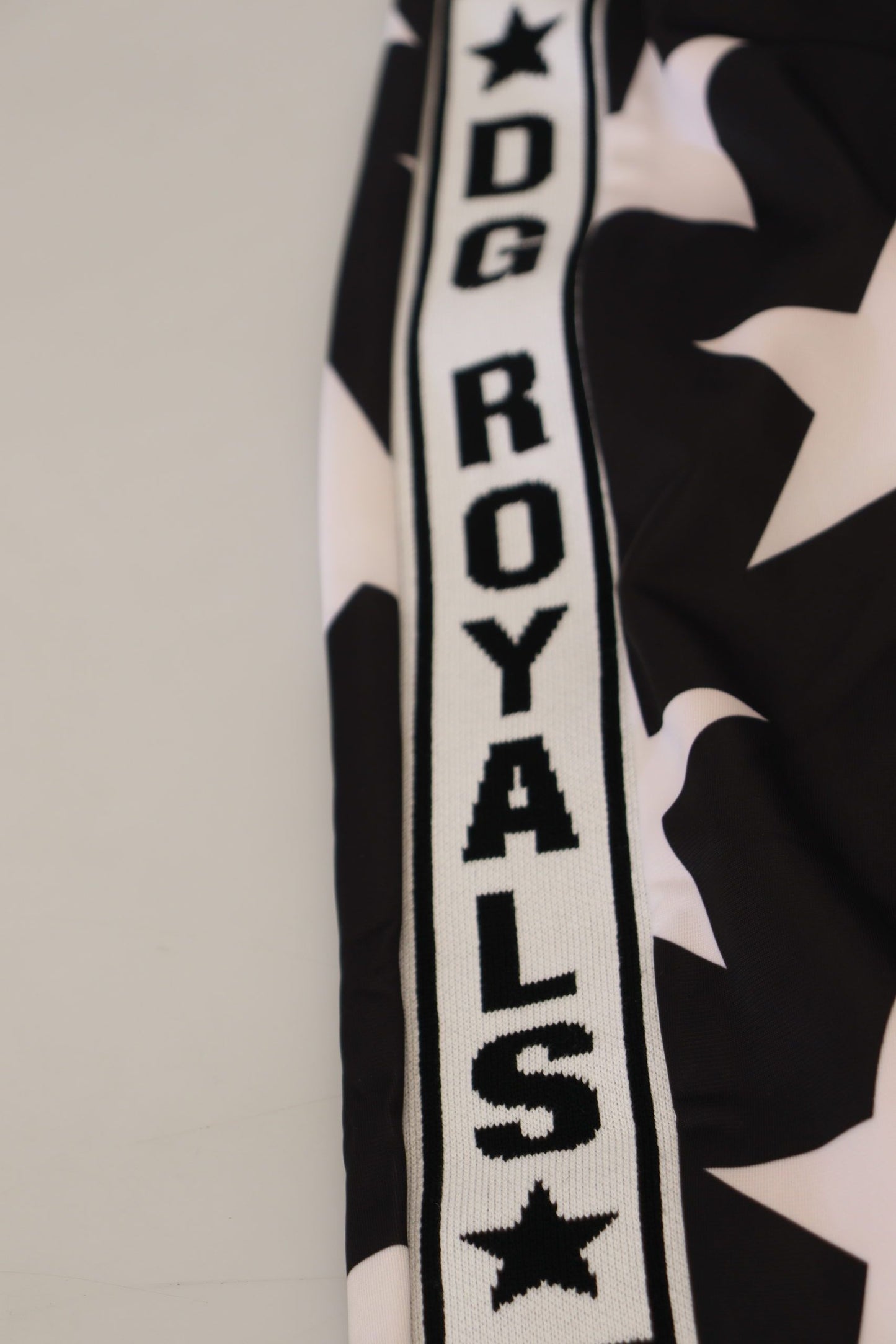 Pantalones DG Royals con estampado de estrellas en blanco y negro