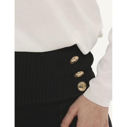 Sophisticated Pencil Skirt with Decorative Buttons