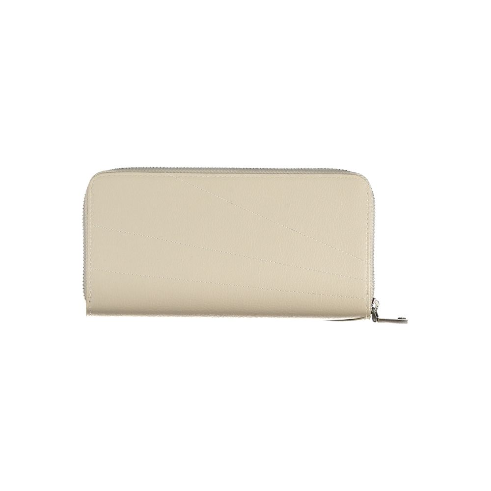 Elegant White Polyethylene Wallet