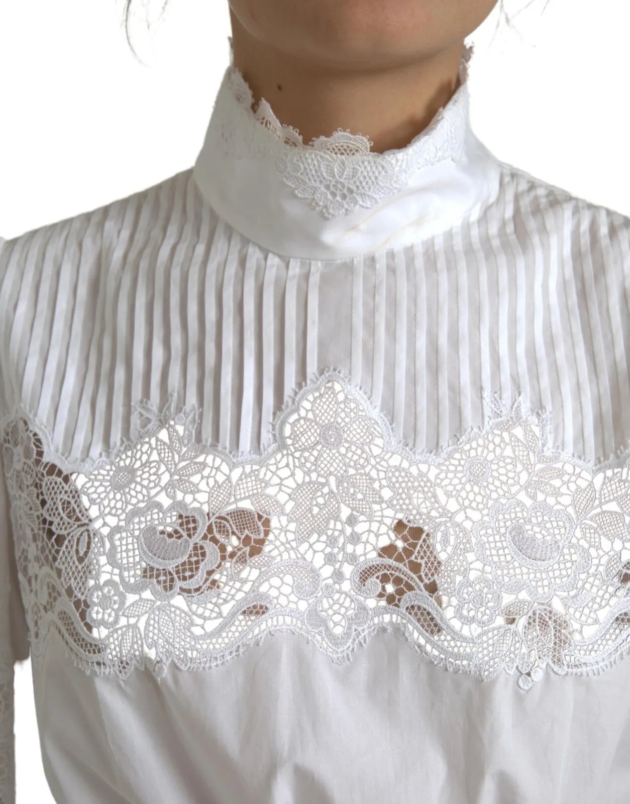 White Cotton Lace Trim Turtle Neck Top Blouse