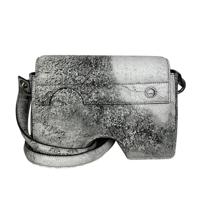 Bolso bandolera de cuero gris